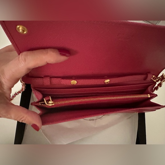 PRADA Pink wallet with chain NWT - Picture 4 of 5
